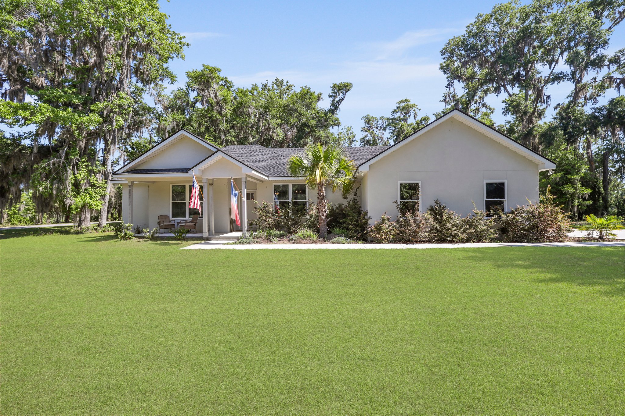 1003 Dolphin Court